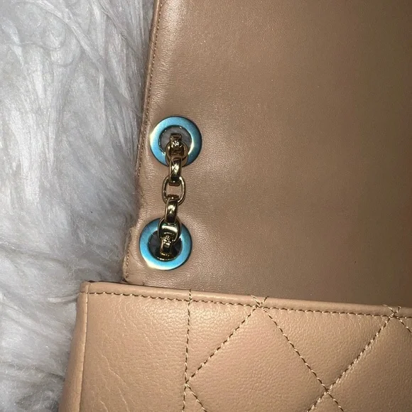 CHANEL beige flap bag with rich gold hardware. Original dust bag & box. - Picture 6 of 9